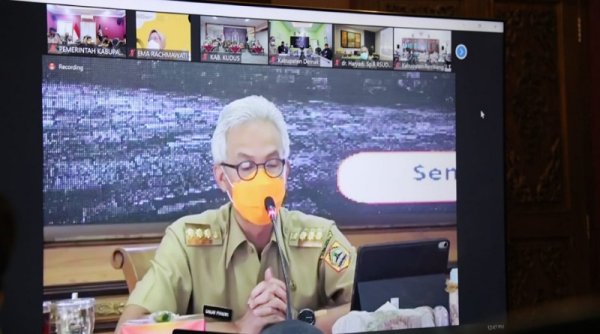Ganjar Minta Daerah untuk Melakukan Percepatan Vaksinasi