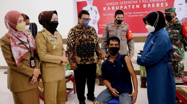 Bupati Brebes, "Untuk Menurunkan ke Level 2 PPKM Masih Membutuhkan 75 Ribu Warga”
