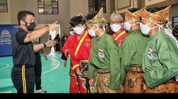 Polda Jatim Gelar Turnamen Pencak Silat Remaja Piala Kapolda