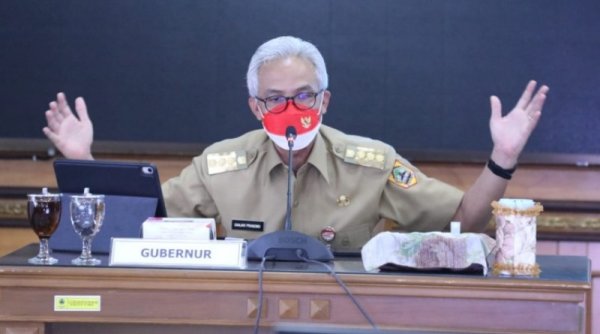 Ganjar Minta Bupati/Walikota Perketat Prokes dan Percepat Vaksinasi Meski 19 Daerah Nol Kasus