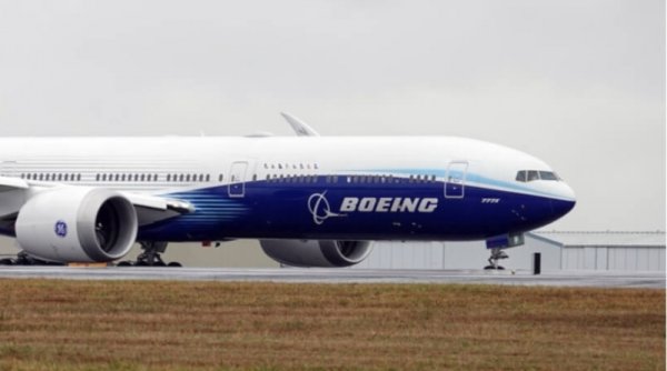 Boeing 777X Tiba di UEA untuk Unjuk Teknologi di Dubai Airshow 2021