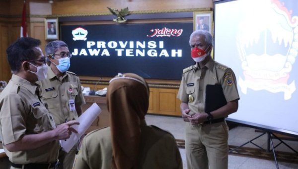 Ganjar Pastikan Sekolah Non Kluster Covid-19 PTM-nya Tetap Jalan