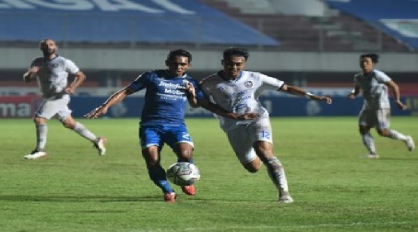 MAUNG BANDUNG: Lagi, Robert Ungkapkan Kekecewaan