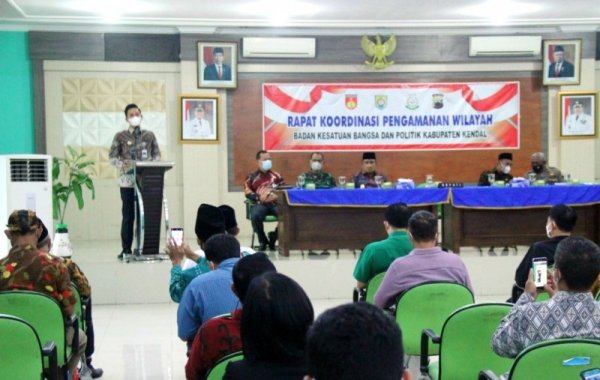 Jelang Natal dan Tahun Baru, Bupati Kendal Imbau Masyarakat Displin Prokes