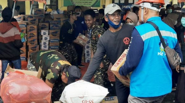 Dirikan Posko Bencana, PLN Salurkan Bantuan untuk Warga Terdampak Erupsi Gunung Semeru