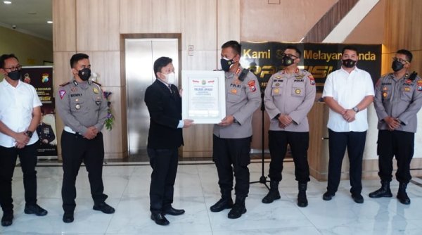 Polresta Sidoarjo Raih Presisi Award 2021 dari Lemkapi