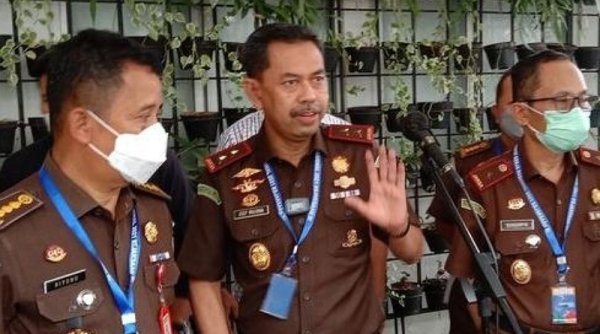 Kajati Jabar Ungkap Fakta Baru Kasus Guru Rudapaksa 12 Santri
