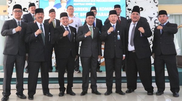 Bupati Minta BPR Kerta Raharja Dukung Program Bantuan Modal Bagi Pelaku UMKM