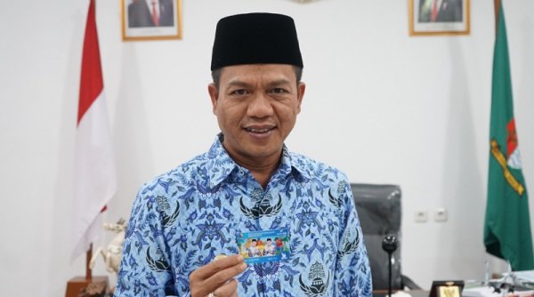 Sebanyak 12.769 Asatidz Terima Kartu Bantuan Guru Ngaji