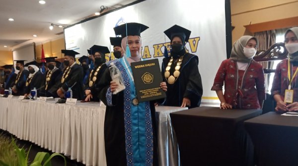 STIE Wikara Purwakarta Kembali Lahirkan Kader Intelektual Muda yang Cerdas dan Berbakat