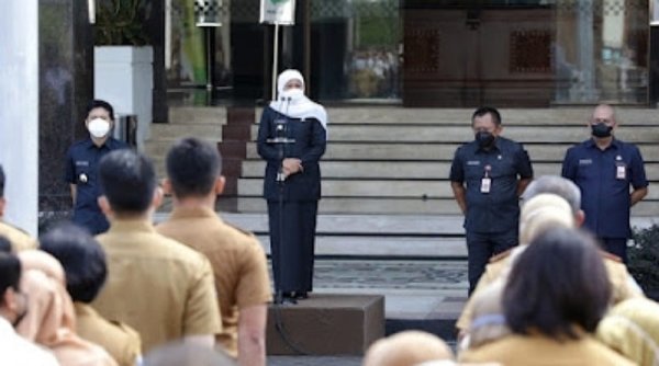 Gubernur Khofifah, "Tahun 2022, Optimis Jatim Bangkit"