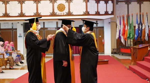 Rektor UNS: Guru Besar Elok Jika Gali Ilmu Berbasis Kearifan Lokal