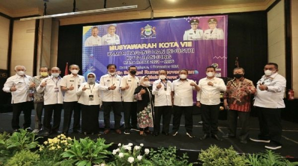 Wakil Wali Kota Ajak Pengusaha Pulihkan Ekonomi Kota Bandung