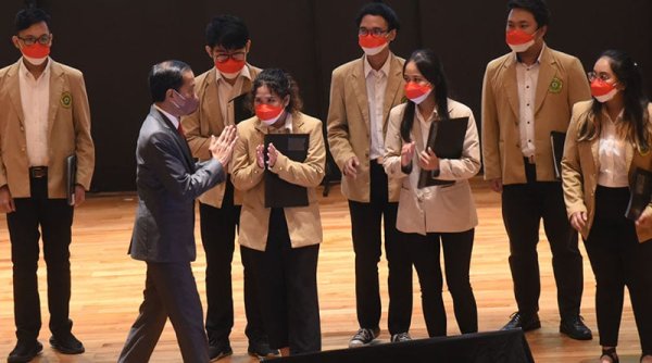 Presiden Minta Kampus Berikan Kesempatan Mahasiswa Belajar Dari Mana Saja