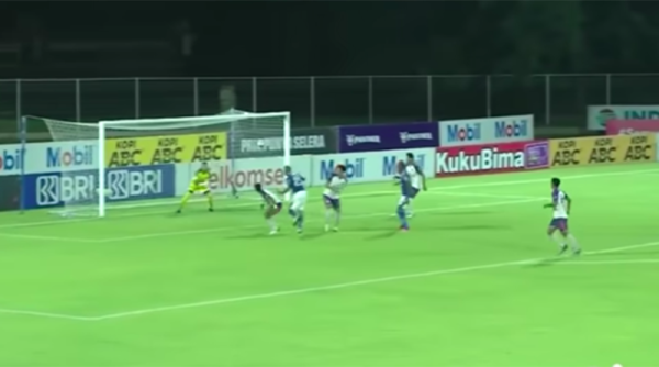 Bersusah Payah, Persib Jebol Gawang Persita Tangerang 1-0