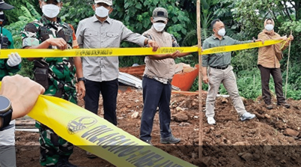 DLH Jabar dan Satgas Citarum Harum Segel PT Sinerga Nusantara karena Melanggar Dokumen Perizinan