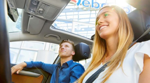 Sistem Sunroof Webasto Tingkatkan Pengalaman Berkendara di Indonesia