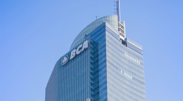 Komitmen Hadirkan Service Excellence, BCA Raih Penghargaan Customer Excellence melalui Gallup Customer Engagement Survey 2021