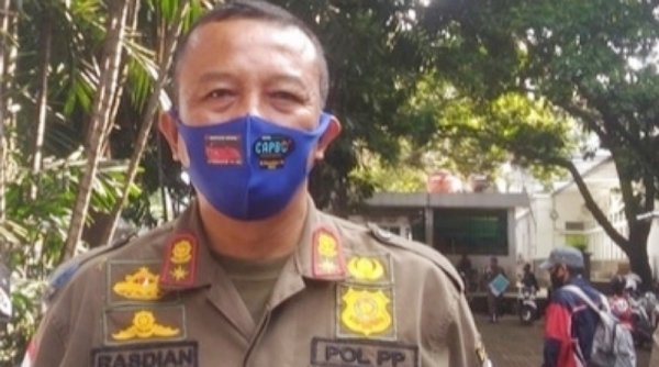 Petugas Gabungan Memburu Pelaku Pelecehan Seks di Jln. Asia Afrika Bandung