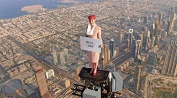 Lebih Mengenal Nicole Smith-Ludvik, Stuntwoman Iklan Emirates yang Viral Setelah Berdiri di Burj Al Khalifa Dubai