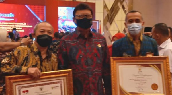 Balai Kemenperin Raih Penghargaan Tertinggi Kategori Pelayanan Prima