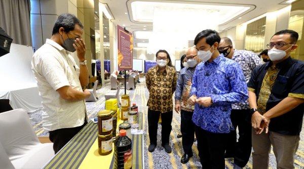UMKM Dilatih Hasilkan Produk Kerajinan untuk Souvenir Pertemuan G20