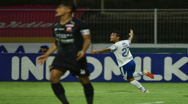 Zalnando Sudah Sumbang 2 Gol, Ezra Dipastikan Absen kontra Persebaya