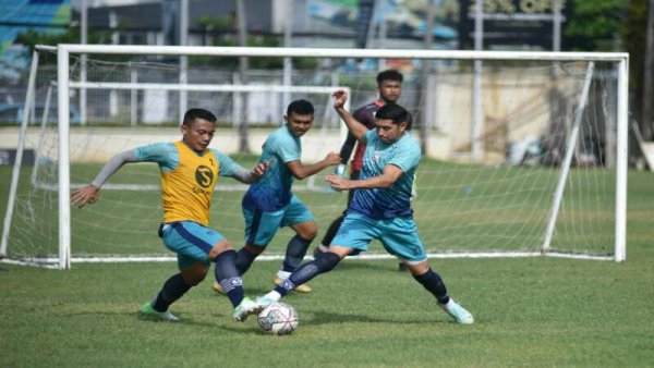 MAUNG BANDUNG |  Manfaatkan Jeda Panjang Pertandingan