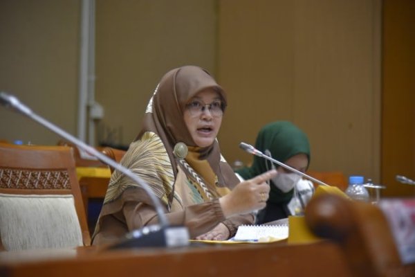 Diah Nurwitasari: Pemerintah Tak Pernah Miliki Rencana Gas Elpiji Subsidi Tepat Sasaran
