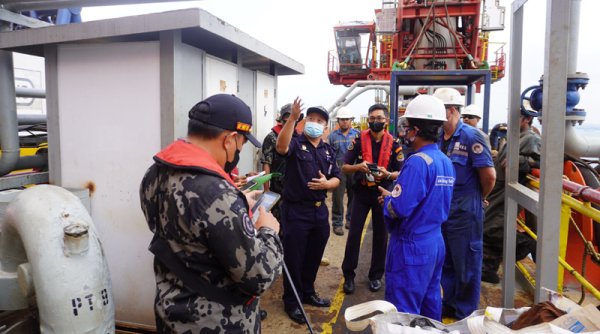 KKP Awasi Rig di Perairan Batu Ampar Batam