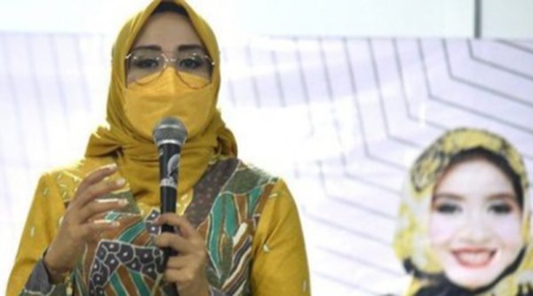 Di Era Perkembangan Jaman, Cucu : Perempuan Harus Berani Ambil Peran