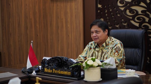 Kasus Harian dan Kasus Aktif di Luar Jawa Bali Mulai Menurun, Pemerintah Terus Mendorong Akselerasi Vaksinasi dan Realisasi Program PEN
