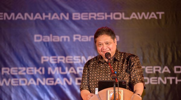 Resmikan Pusat Wedangan di Kota Surakarta, Menko Airlangga Sampaikan UMKM adalah Andalan Pemerintah