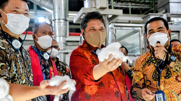 Menko Airlangga Resmikan Groundbreaking Investasi Terbesar di Pulau Sumatera dalam 10 Tahun Terakhir dan Dukung Pembangunan Green Economy Berkelanjutan