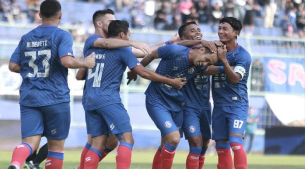Bantai TIRA-Persikabo, "Singo Edan" Arema Rebut Posisi Empat Besar