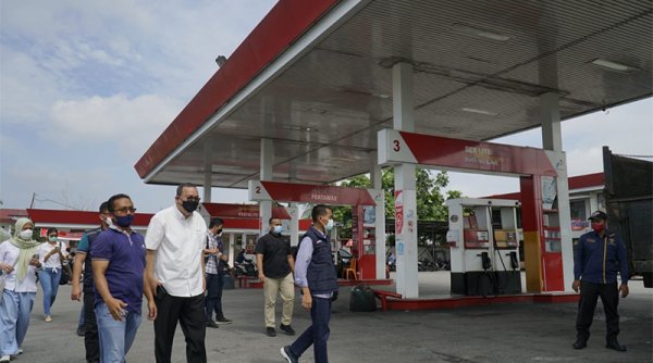 Sambut Ramadan, Direksi Pertamina Kunjungi SPBU di Pekanbaru