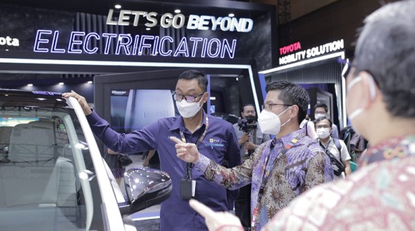 PLN Siapkan Listrik Hijau untuk Industri EV yang Kembangkan Pabrik di Indonesia
