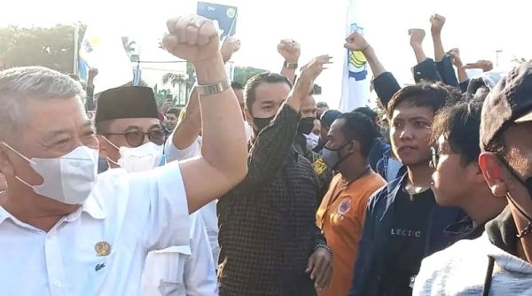 Ketua DPRD Jatim Sepakati Enam Tuntutan "Sidang Rakyat" Aliansi BEM Surabaya