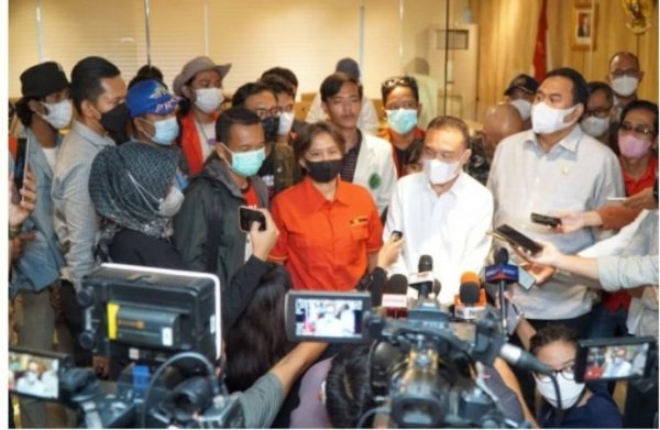 Terima Aspirasi Buruh dan Mahasiswa, Pimpinan DPR Siap Beri Ruang Partisipasi