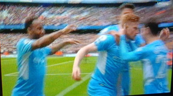 ManCity Rebut Puncak Klasemen, Arsenal Hancurkan Chelsea 4-2