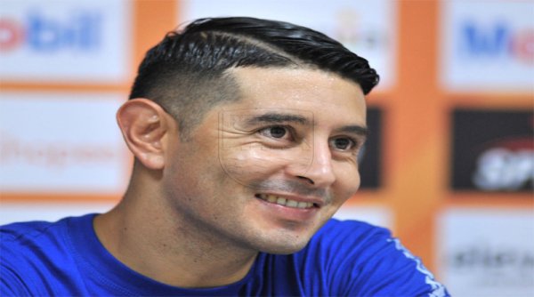 Persib Bandung Putus Kontrak Esteban Vizcarra