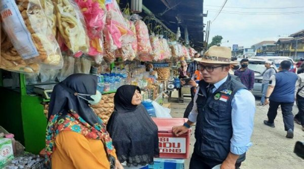 Ridwan Kamil: Arus Mudik Bawa Berkah Ekonomi Pelintasan