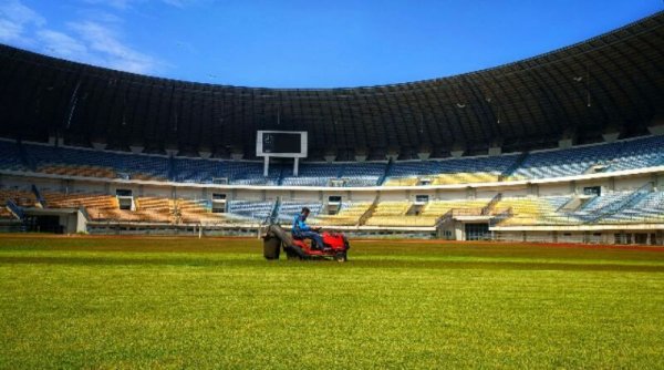 Proses Lelang Berjalan, Yana Optimis GBLA Bisa Digunakan Secepatnya