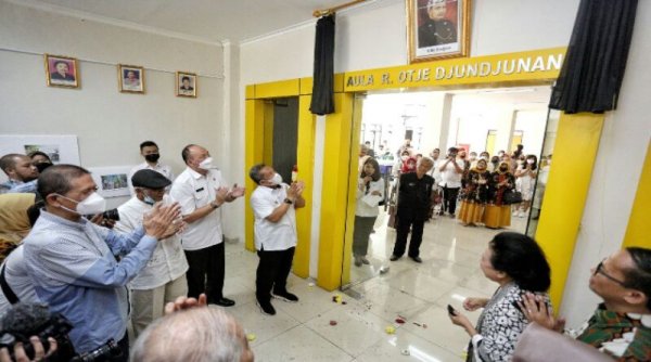 Otje Djunjunan, Wali Kota Bandung yang Dekat dengan Pemuda