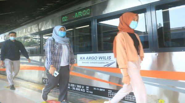 PT KAI Daop 2 Bandung Tetap Wajibkan Penumpang Kereta Api Gunakan Masker