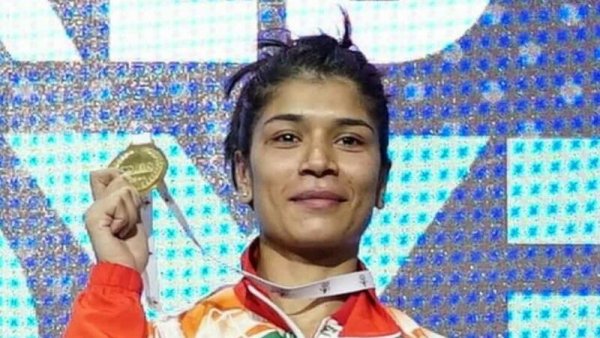 Juara Tinju Dunia Dukung Hak Wanita Berhijab di India