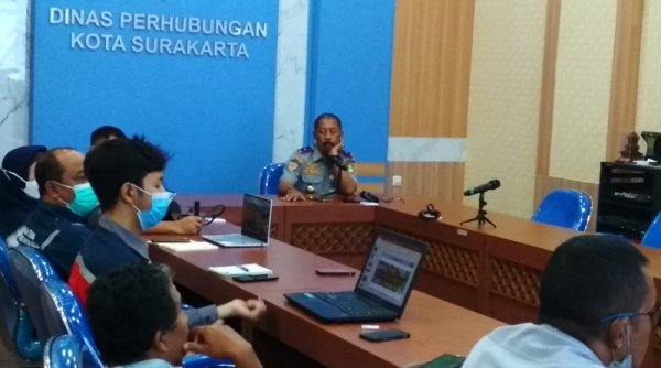 Lalu Lintas Diminta Hindari Simpang Joglo Solo. Ini yang Sedang Terjadi