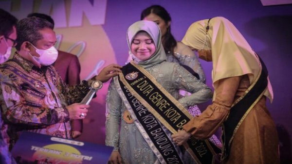 Duta Genre Harus Jadi Teladan Remaja Kota Bandung