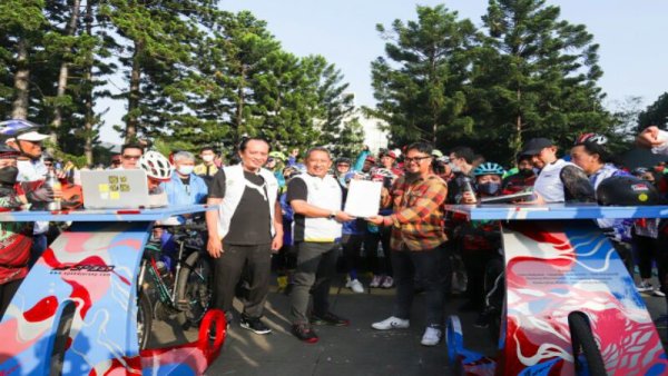 Table Bike Stand Bertambah, Kota Bandung Semakin Ramah Sepeda