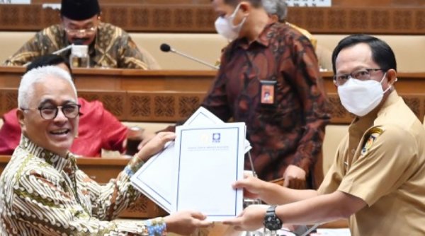 Mendagri Perlu Keluarkan Instruksi Agar Pemda Fasilitasi KPU dalam Pemilu 2024